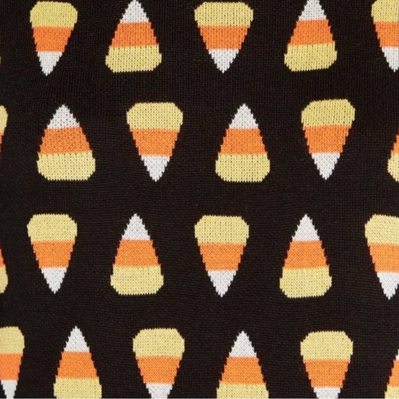 Mod cloth Sweet as Candy Corn Short Sleeve Sweater xs - Picture 3 of 4